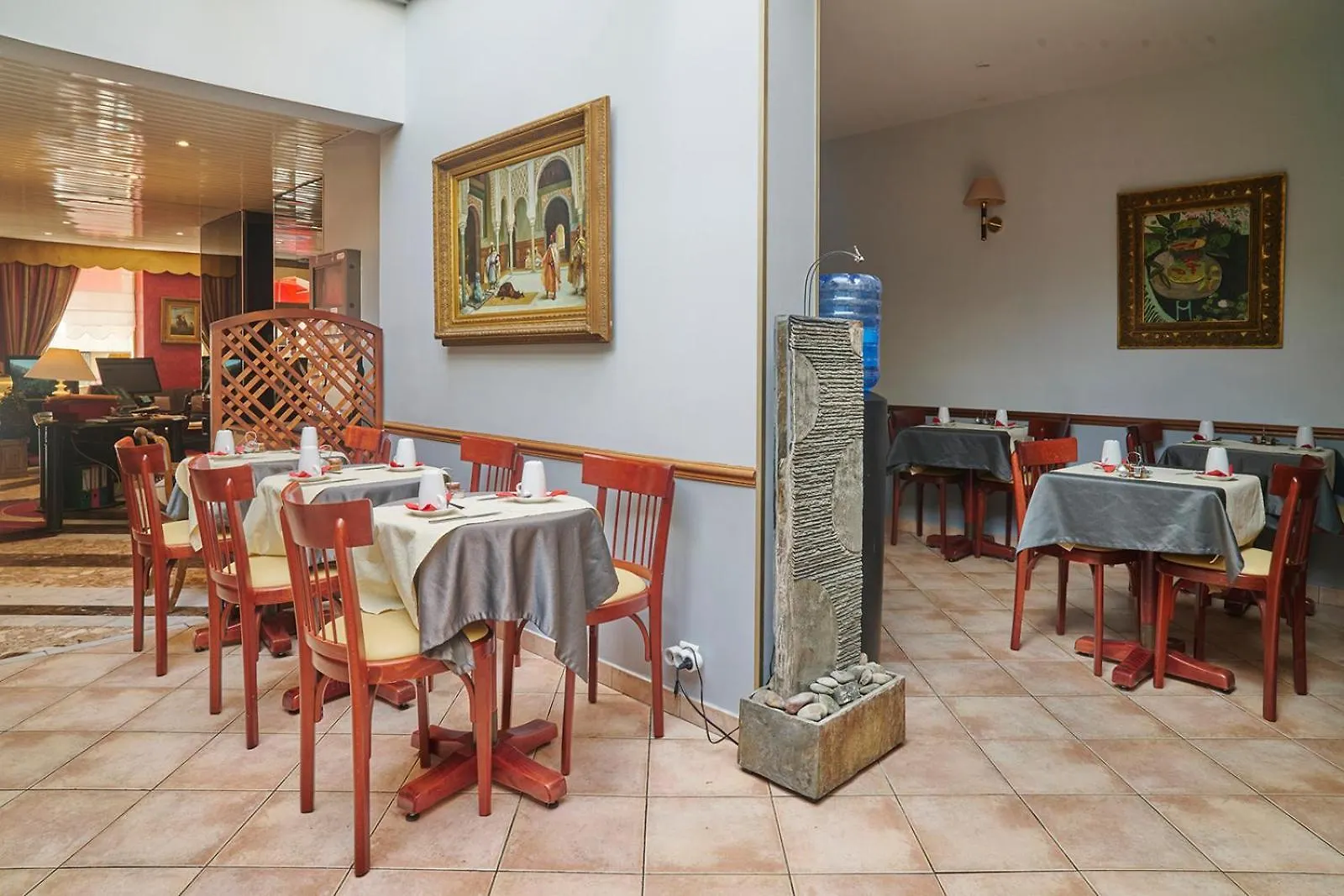 Hotel Poussin Paris 3*,  France