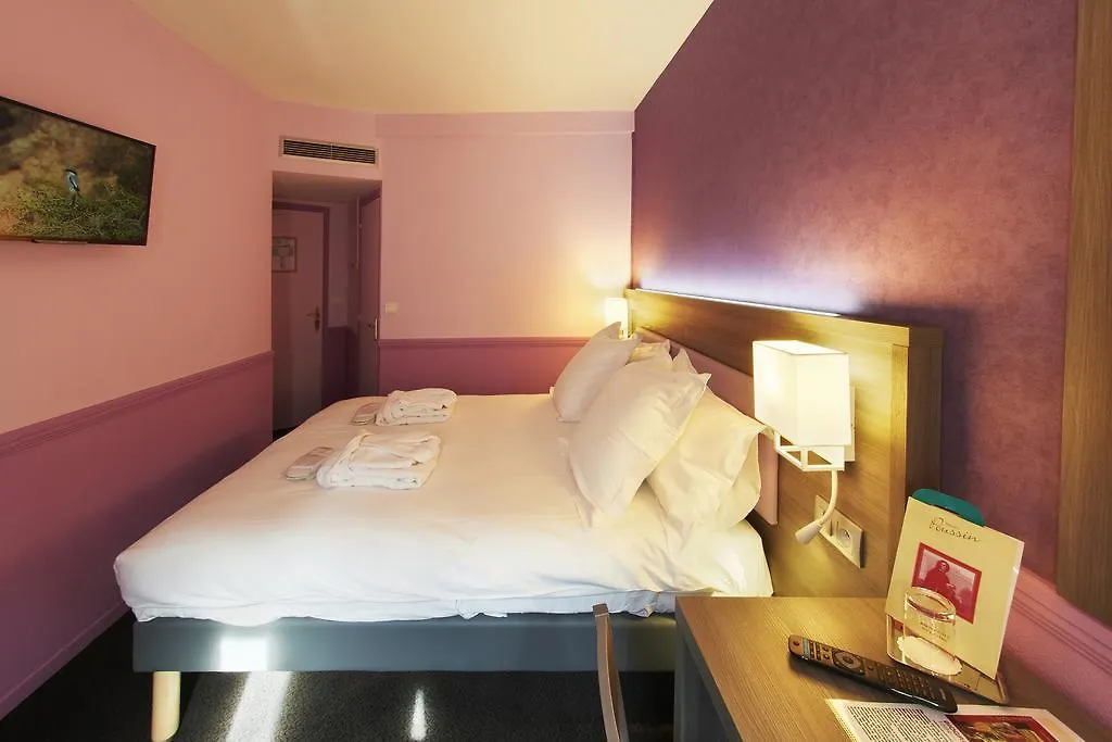 Hotel Poussin Paryż