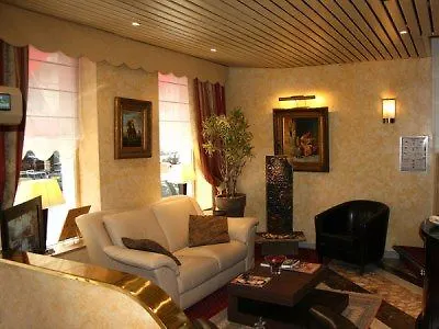 Hotel Poussin Paryż